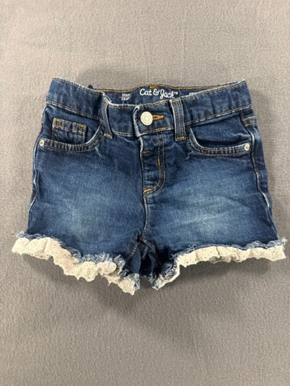 CAT & JACK ( SIZE 5T )